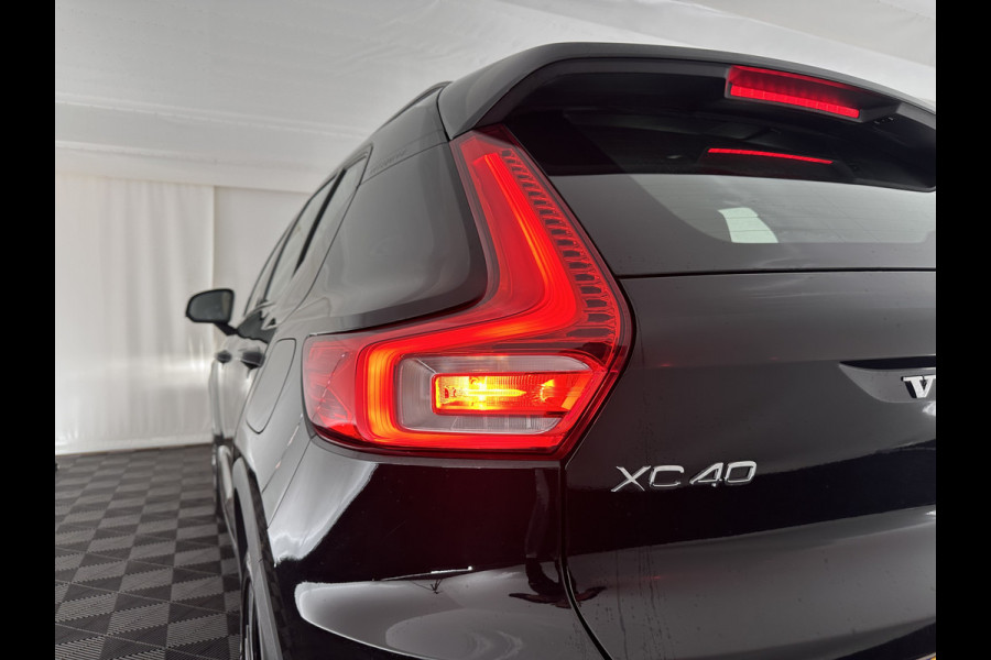 Volvo XC40 Recharge Core [ 3-Fase ] (INCL-BTW) Aut. *FULL-LED | NAVI-FULLMAP | CAMERA | KEYLESS | HEATED-SPORTSEATS | CARPLAY | DIGI-COCKPIT |  CCS-FASTLOADER | ECC | PDC | CRUISE | TOWBAR | SENSUS-CONNECT | 19''ALU*