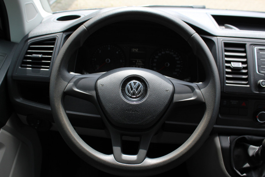 Volkswagen Transporter 2.0 TDI L1H1 Nette Volkswagen Transporter 2.0 TDI L1H1 - Airco - 3 Zitter - Cruise Control -
