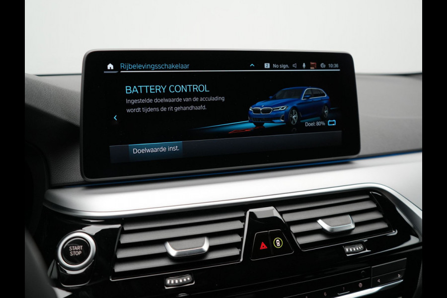 BMW 5 Serie Touring 530e Business Edition Plus Plug In Hybrid Dealer O.H PHEV | Trekhaak af Fabriek | Lederen Sportstoelen Verwarmd | Comfort Access | Camera | Parkassist | Apple Carplay | Sfeerverlichting |