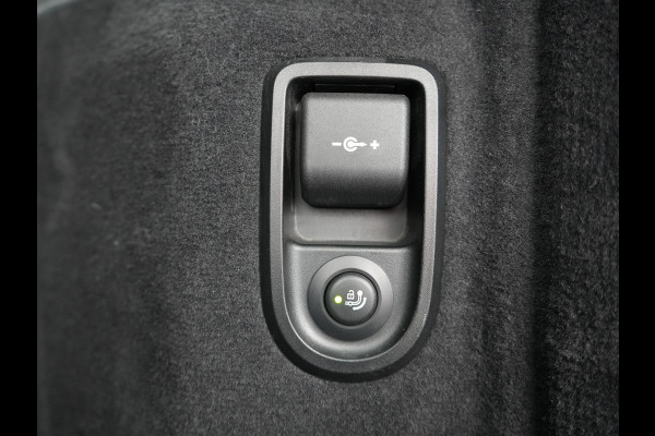 BMW 5 Serie Touring 530e Business Edition Plus Plug In Hybrid Dealer O.H PHEV | Trekhaak af Fabriek | Lederen Sportstoelen Verwarmd | Comfort Access | Camera | Parkassist | Apple Carplay | Sfeerverlichting |