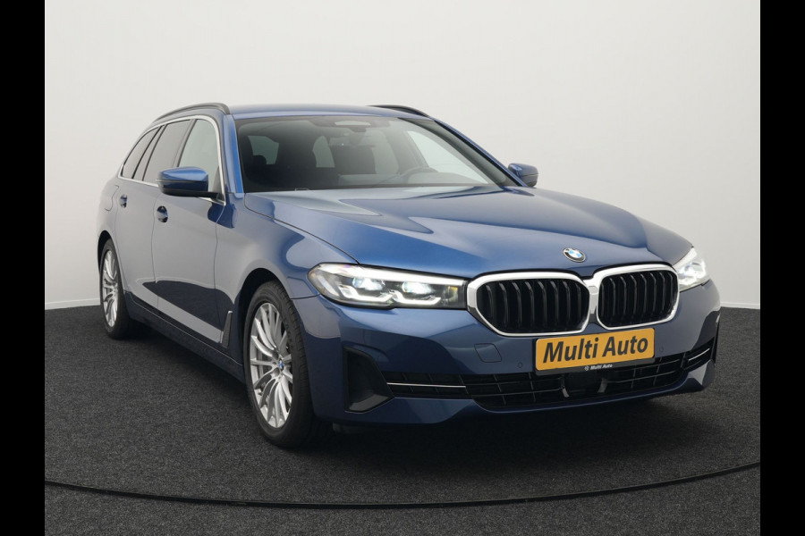 BMW 5 Serie Touring 530e Business Edition Plus Plug In Hybrid Dealer O.H PHEV | Trekhaak af Fabriek | Lederen Sportstoelen Verwarmd | Comfort Access | Camera | Parkassist | Apple Carplay | Sfeerverlichting |