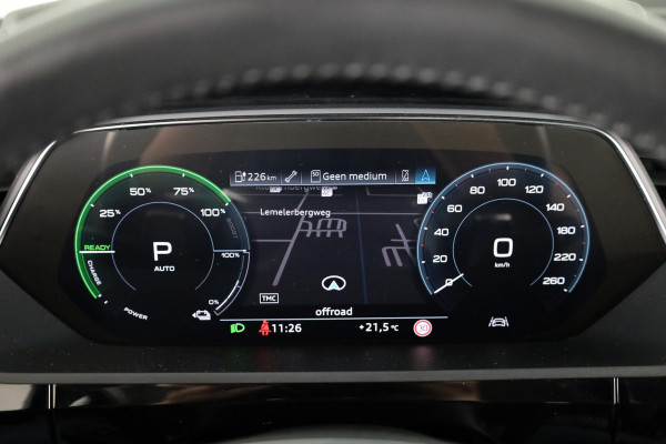Audi e-tron Sportback 55 quattro Business edition Plus 95 kWh Panoramadak | Trekhaak | B&O Soundsystem | Head up Display | 360° Camera