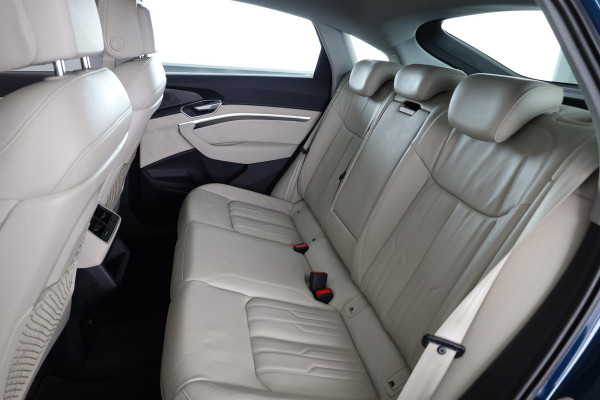 Audi e-tron Sportback 55 quattro Business edition Plus 95 kWh Panoramadak | Trekhaak | B&O Soundsystem | Head up Display | 360° Camera
