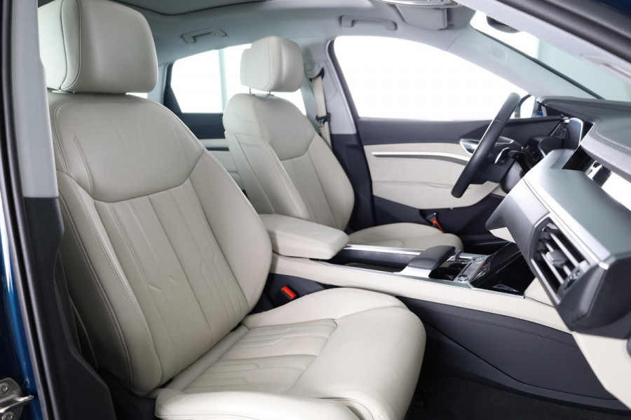 Audi e-tron Sportback 55 quattro Business edition Plus 95 kWh Panoramadak | Trekhaak | B&O Soundsystem | Head up Display | 360° Camera