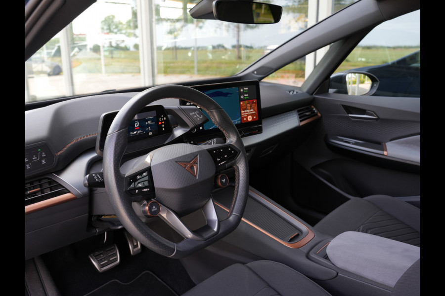 CUPRA Born Adrenaline 62 kWh 231 PK | Adaptive Cruise | DAB | Camera | Keyless | Slechts 26.726KM!!