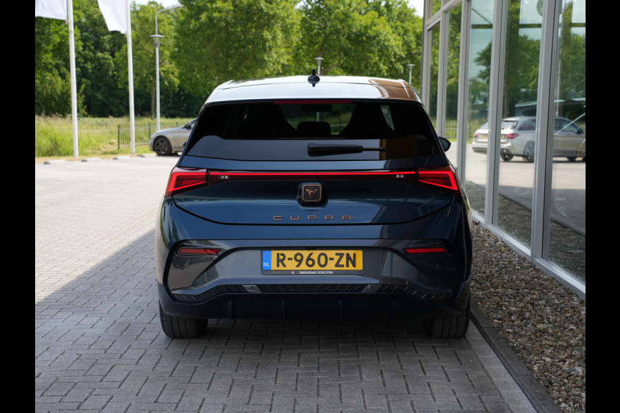 CUPRA Born Adrenaline 62 kWh 231 PK | Adaptive Cruise | DAB | Camera | Keyless | Slechts 26.726KM!!