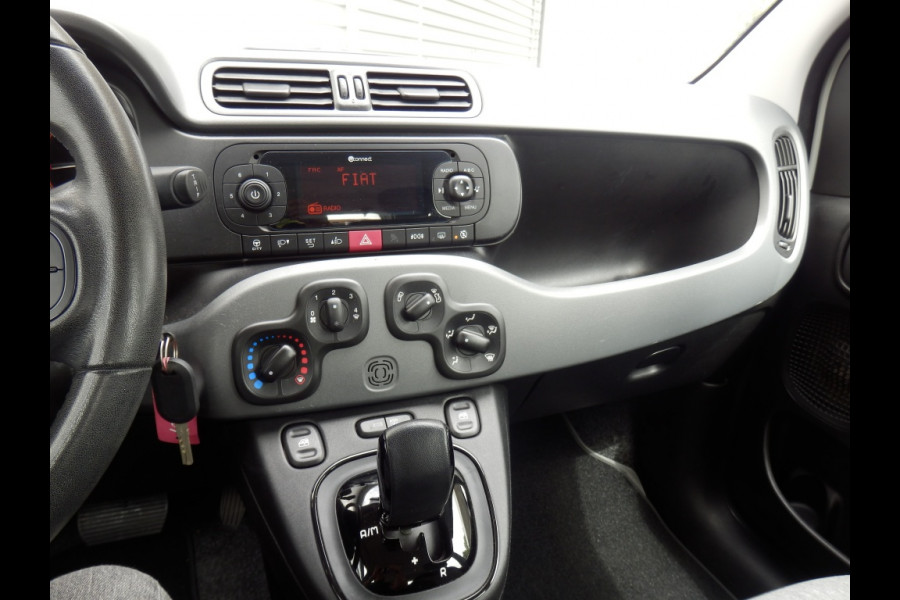 Fiat Panda 80 pk. Lounge I Automaat I Airco I 5 zitplaatsen I