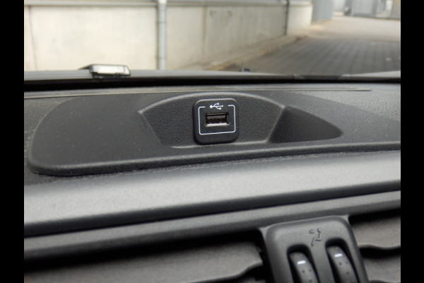 Fiat Panda 80 pk. Lounge I Automaat I Airco I 5 zitplaatsen I