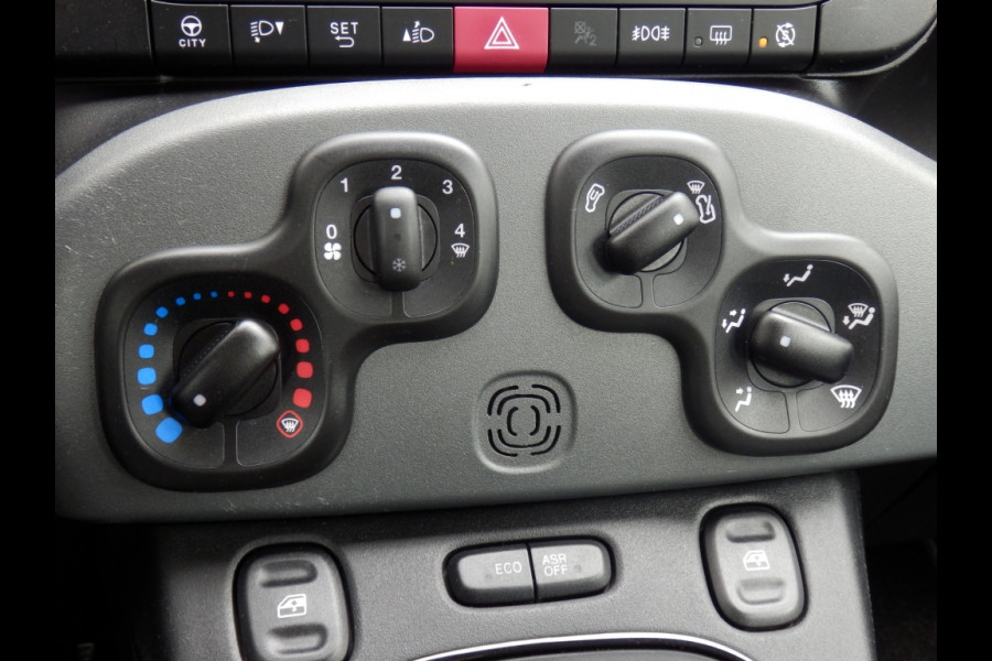 Fiat Panda 80 pk. Lounge I Automaat I Airco I 5 zitplaatsen I