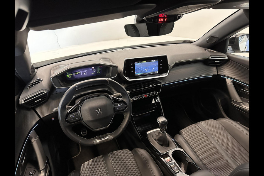 Peugeot 2008 1.2 PureTech 130 GT Black Style Airco ECC Navi Carplay Cruise Control PDC VA + Camera Full LED 17" LM Velgen