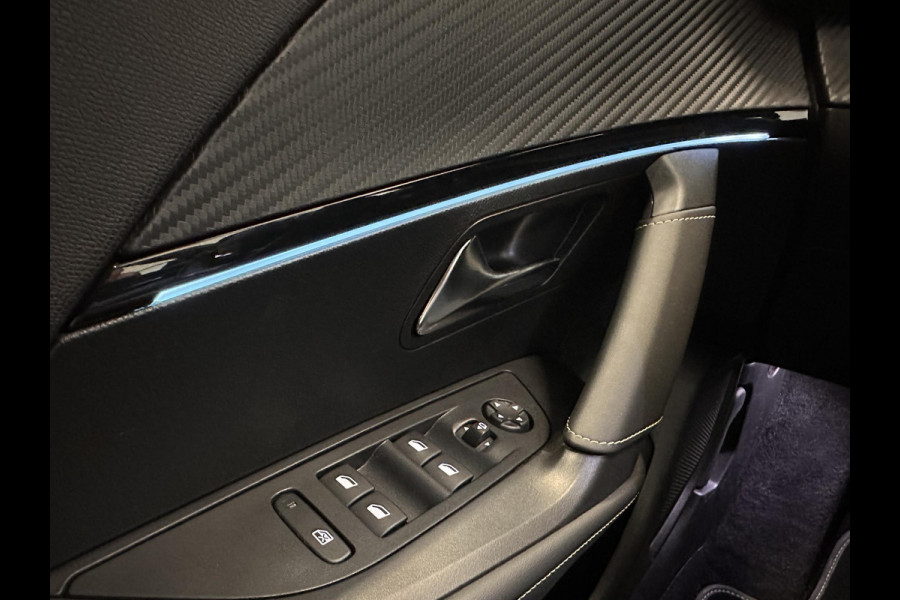 Peugeot 2008 1.2 PureTech 130 GT Black Style Airco ECC Navi Carplay Cruise Control PDC VA + Camera Full LED 17" LM Velgen