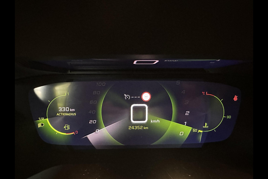 Peugeot 2008 1.2 PureTech 130 GT Black Style Airco ECC Navi Carplay Cruise Control PDC VA + Camera Full LED 17" LM Velgen