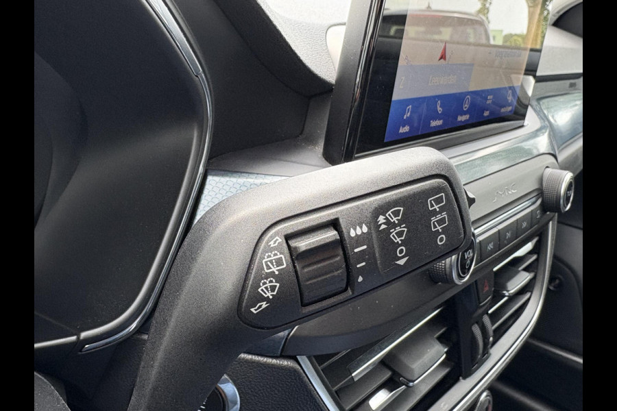 Ford Focus 1.0 EcoBoost Active Business 125pk | Winterpack | Adaptieve Cruise | Design Pack | Trekhaak | Zwart Dak | 18 inch Lichtmetaal | Full LED