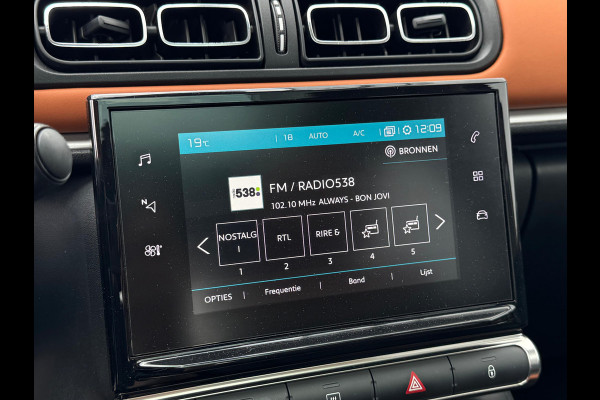 Citroën C3 1.2 PureTech S&S Origins AUTOMAAT | PANODAK | ECC | CARPLAY ! 2DE PINKSTERDAG GEOPEND VAN 10:00 UUR T/M 17:00 UUR