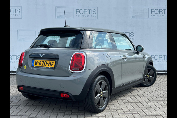 MINI Mini Electric Essential 33 kWh NL AUTO | VIRTUAL COCKPIT | CARPLAY | CRUISE | ! 2DE PINKSTERDAG GEOPEND VAN 10:00 UUR T/M 17:00 UUR