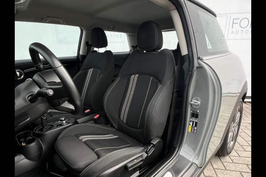 MINI Mini Electric Essential 33 kWh NL AUTO | VIRTUAL COCKPIT | CARPLAY | CRUISE | ! 2DE PINKSTERDAG GEOPEND VAN 10:00 UUR T/M 17:00 UUR