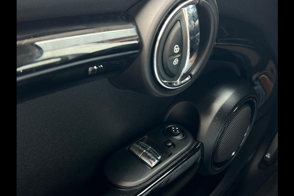 MINI Mini Electric Essential 33 kWh NL AUTO | VIRTUAL COCKPIT | CARPLAY | CRUISE | ! 2DE PINKSTERDAG GEOPEND VAN 10:00 UUR T/M 17:00 UUR