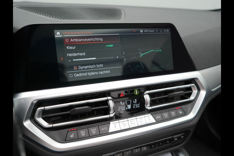 BMW 4 Serie Cabrio 420i M Sport Dealer O.H Sanremo Green | Lederen Sportstoelen Memory | Harman Kardon | Nekverwarming | 19"L.M | Apple Carplay | Trekhaak Afn. | Sfeerverlichting |