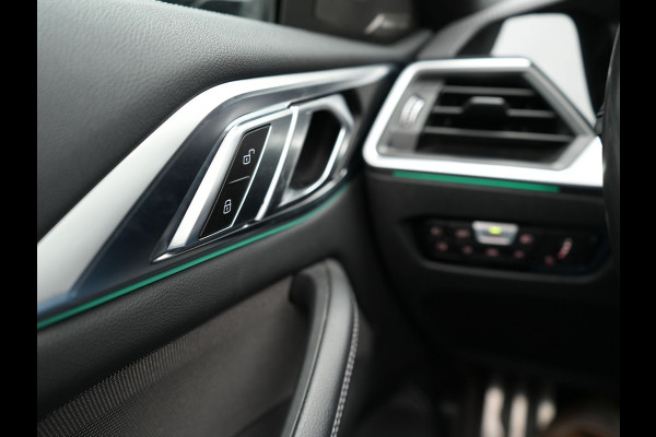 BMW 4 Serie Cabrio 420i M Sport Dealer O.H Sanremo Green | Lederen Sportstoelen Memory | Harman Kardon | Nekverwarming | 19"L.M | Apple Carplay | Trekhaak Afn. | Sfeerverlichting |