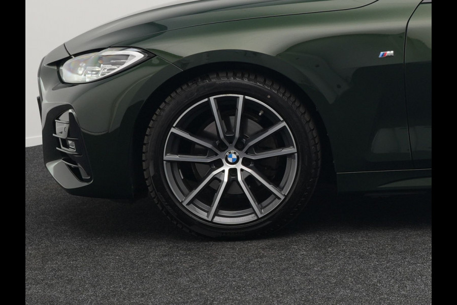 BMW 4 Serie Cabrio 420i M Sport Dealer O.H Sanremo Green | Lederen Sportstoelen Memory | Harman Kardon | Nekverwarming | 19"L.M | Apple Carplay | Trekhaak Afn. | Sfeerverlichting |