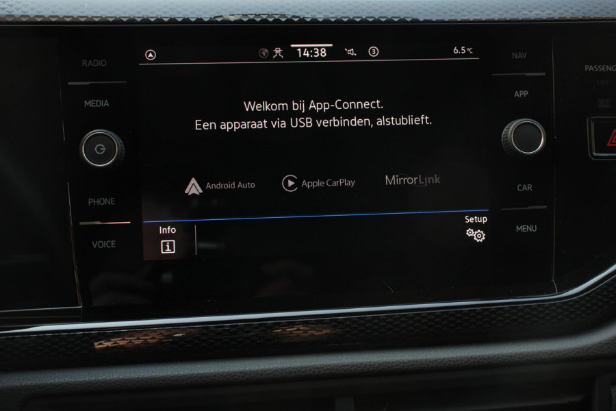 Volkswagen Polo 1.0 TSI 95pk DSG Life | Navigatie | Apple Carplay/Android Auto | Parkeersensoren | Adaptive Cruise Control | Ledverlichting | Stoelverwarming | Start/Stop systeem