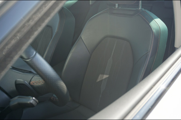 CUPRA Formentor PHEV AUTOMAAT ADAPTIVE | CARPLAY | STUURVERW. | KEYLESS | LED!