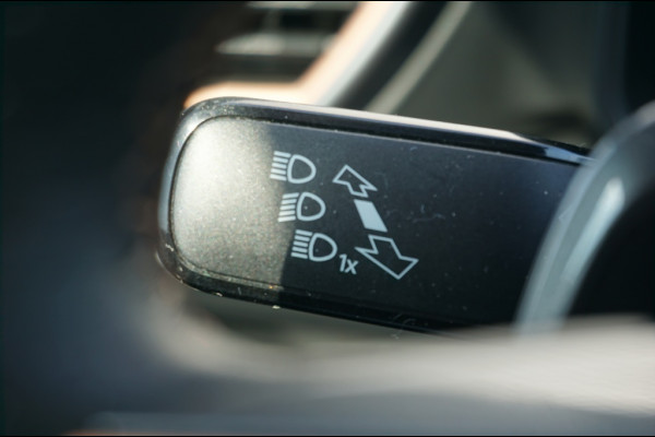 CUPRA Formentor PHEV AUTOMAAT ADAPTIVE | CARPLAY | STUURVERW. | KEYLESS | LED!