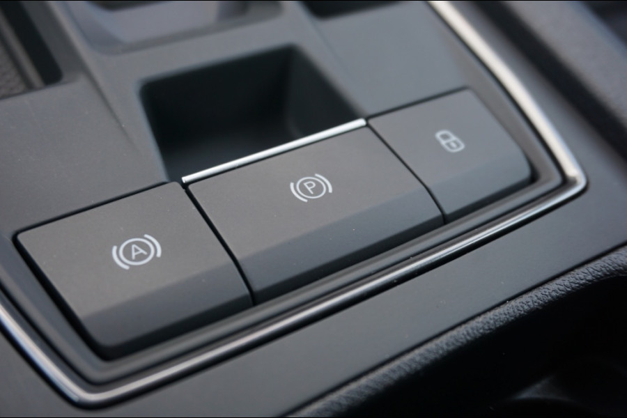 CUPRA Formentor PHEV AUTOMAAT ADAPTIVE | CARPLAY | STUURVERW. | KEYLESS | LED!