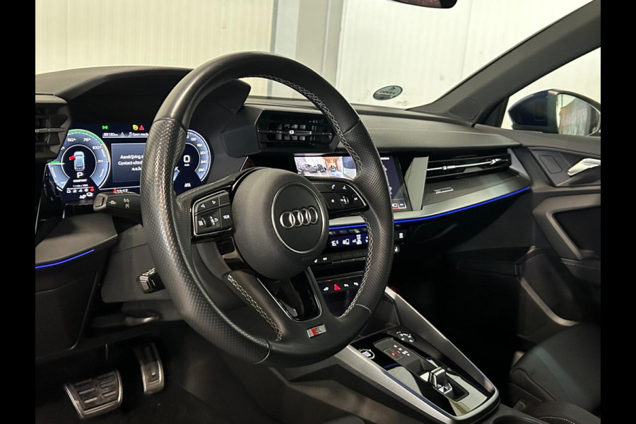 Audi A3 Sportback 40 TFSI e Business edition | S-LINE | HUD | KUIPSTOELEN | CAMERA
