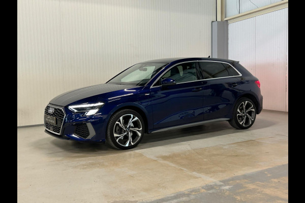 Audi A3 Sportback 40 TFSI e Business edition | S-LINE | HUD | KUIPSTOELEN | CAMERA