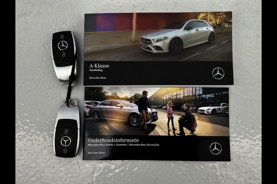 Mercedes-Benz A-Klasse 160 Advantage % spaaks lichtmetalen velgen | MBUX wide screen | Navigatie | Parking support met  camera achter | Inclusief 24 maanden Mercedes-Benz Certified garantie voor Europa.
