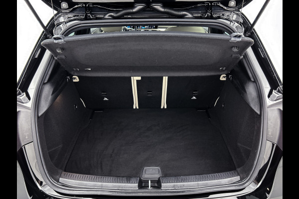 Mercedes-Benz A-Klasse 160 Advantage % spaaks lichtmetalen velgen | MBUX wide screen | Navigatie | Parking support met  camera achter | Inclusief 24 maanden Mercedes-Benz Certified garantie voor Europa.