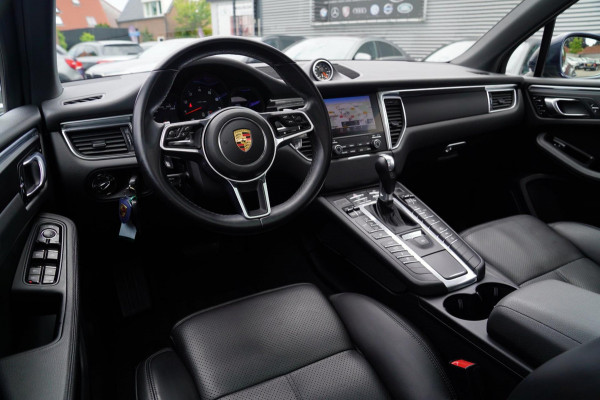 Porsche Macan 2.0 | Panorama | Bose Sound System | PASM | Sport Chrono | Stoelverwarming | Facelift | Comfortstoelen | Lane Assist