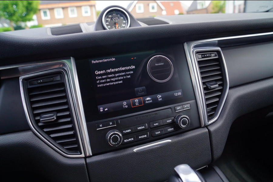 Porsche Macan 2.0 | Panorama | Bose Sound System | PASM | Sport Chrono | Stoelverwarming | Facelift | Comfortstoelen | Lane Assist