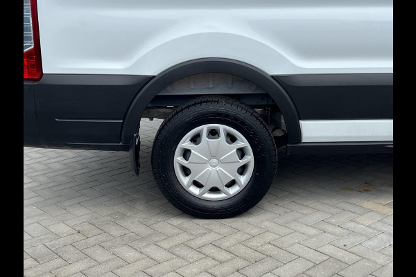 Ford E-Transit 350 L3H3 Trend 68 kWh Zuid | 184pk | Pro Power on board | Navigatie | Hoog Dak | Adaptieve Cruise | Digitale binnenspiegel | Keyless entry | Laadruimte bescherming | All season banden | Reservewiel | Perimetrisch alarm