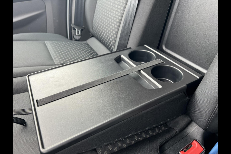 Ford E-Transit 350 L3H3 Trend 68 kWh Zuid | 184pk | Pro Power on board | Navigatie | Hoog Dak | Adaptieve Cruise | Digitale binnenspiegel | Keyless entry | Laadruimte bescherming | All season banden | Reservewiel | Perimetrisch alarm
