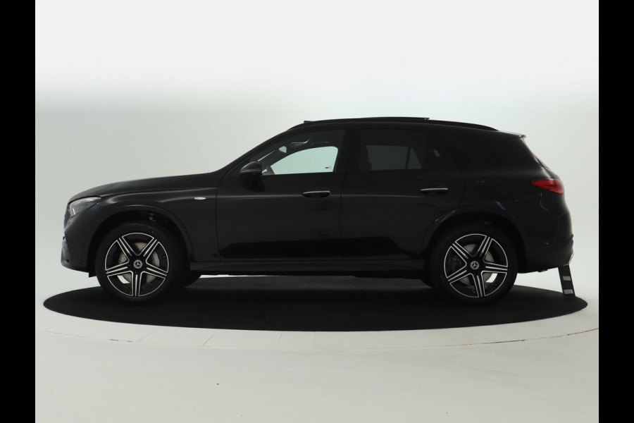Mercedes-Benz GLC 300e 4MATIC Sport Edition | Trekhaak | Rijassistentiepakket Plus | Nightpakket | AMG Premium Plus | Parkeerpakket met 360°-camera | Winter pakket | KEYLESS GO-comfortpakket | Head-up display | DISTRONIC PLUS |