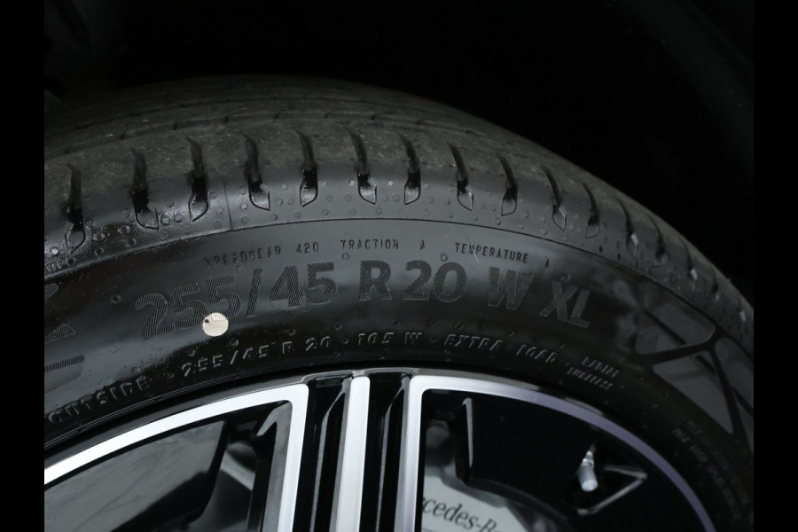 Mercedes-Benz GLC 300e 4MATIC Sport Edition | Trekhaak | Rijassistentiepakket Plus | Nightpakket | AMG Premium Plus | Parkeerpakket met 360°-camera | Winter pakket | KEYLESS GO-comfortpakket | Head-up display | DISTRONIC PLUS |