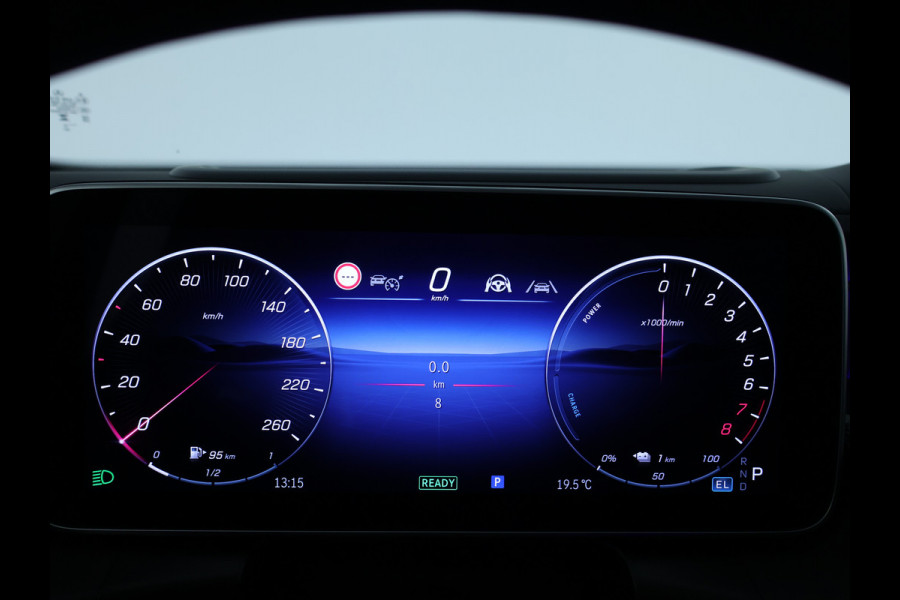 Mercedes-Benz GLC 300e 4MATIC Sport Edition | Trekhaak | Rijassistentiepakket Plus | Nightpakket | AMG Premium Plus | Parkeerpakket met 360°-camera | Winter pakket | KEYLESS GO-comfortpakket | Head-up display | DISTRONIC PLUS |