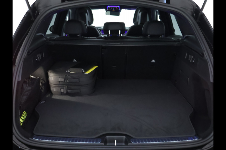 Mercedes-Benz GLC 300e 4MATIC Sport Edition | Trekhaak | Rijassistentiepakket Plus | Nightpakket | AMG Premium Plus | Parkeerpakket met 360°-camera | Winter pakket | KEYLESS GO-comfortpakket | Head-up display | DISTRONIC PLUS |