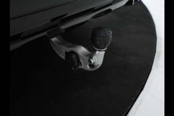 Mercedes-Benz GLC 300e 4MATIC Sport Edition | Trekhaak | Rijassistentiepakket Plus | Nightpakket | AMG Premium Plus | Parkeerpakket met 360°-camera | Winter pakket | KEYLESS GO-comfortpakket | Head-up display | DISTRONIC PLUS |