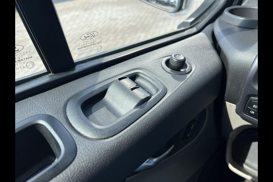 Ford Transit Custom 290 2.0 TDCI L1H1 Limited DC 170pk Zuid | Dubbele Cabine | Automaat | Leer | Stoelverwarming | Camera achter | Dubbele schuifdeur |