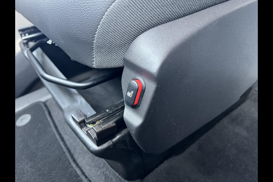 Ford Transit Custom 290 2.0 TDCI L1H1 Limited DC 170pk Zuid | Dubbele Cabine | Automaat | Leer | Stoelverwarming | Camera achter | Dubbele schuifdeur |