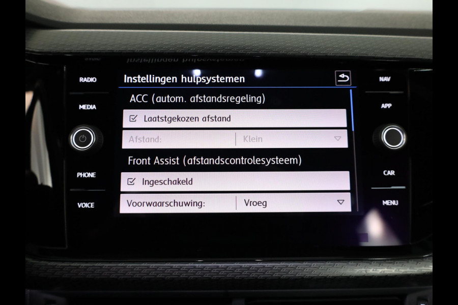 Volkswagen T-Cross 1.0 TSI Style 115pk DSG| verst. lendesteunen |dodehoek| 18'LM-velgen| camera| alarm