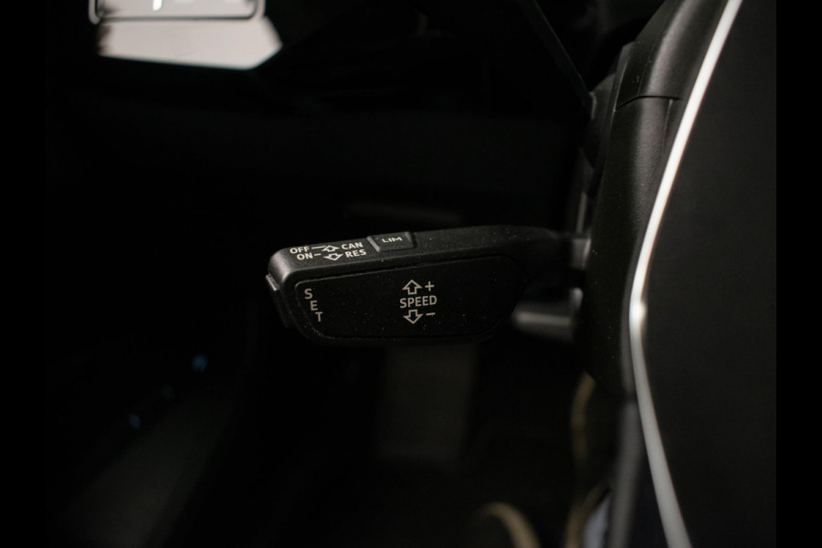 Audi e-tron E-tron 50 quattro Launch Sport (APPLE CARPLAY,LED,XENON,MEMORY,PDC,DIGITALE DASH,GETINT,NETTESTAAT)