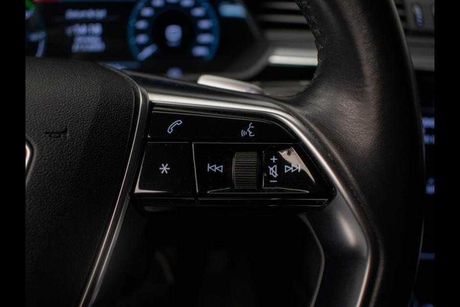 Audi e-tron E-tron 50 quattro Launch Sport (APPLE CARPLAY,LED,XENON,MEMORY,PDC,DIGITALE DASH,GETINT,NETTESTAAT)