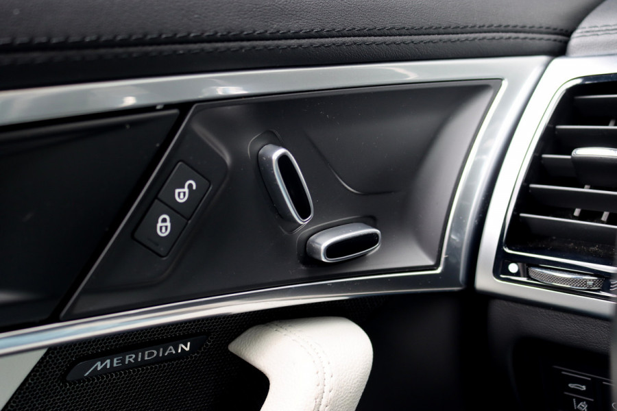 Jaguar F-Type 2.0T 301 PK Aut8 | Camera | LED | Sfeerverlichting | Meridian Sound | Lane Assist | Cruise Control | Climate Control | Leder |