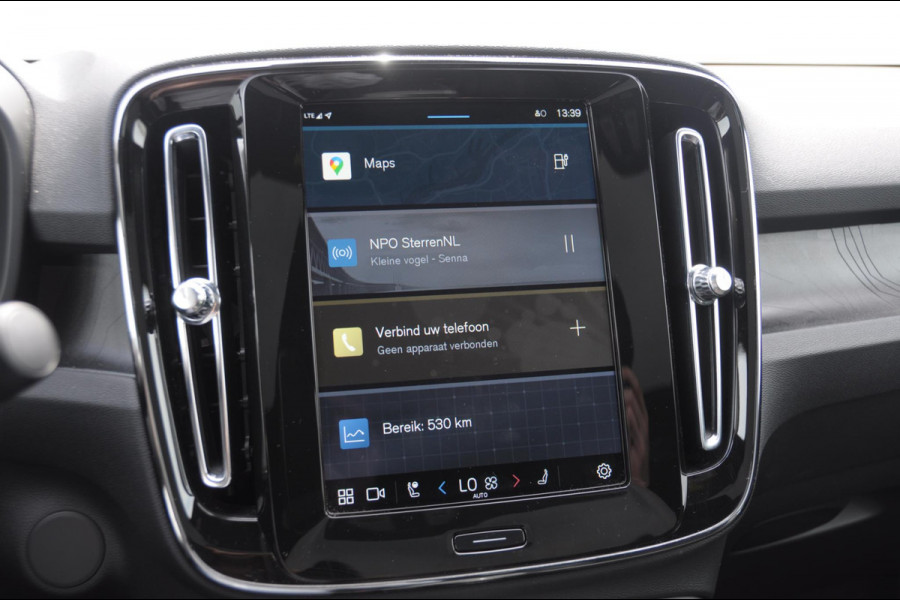 Volvo C40 Single Motor Extended Range Ultimate 82 kWh / Adaptieve cruise control / Parkeersensoren met 360 camera / Apple carplay / Keyless entry / Elektrische achterklep / Stoel - en stuurwielverwarming / Elektrische stoelen met geheugen / Harman Kardon audio