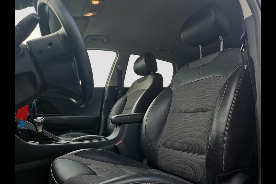 Kia Niro 1.6 GDi Hybrid First Edition | Leder | Cruise | Navi | Privacy Glass | Camera | Lan Assist |