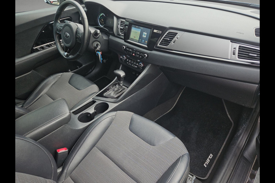 Kia Niro 1.6 GDi Hybrid First Edition | Leder | Cruise | Navi | Privacy Glass | Camera | Lan Assist |